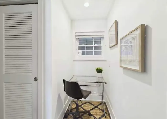 The Boho House Two Private Parking *